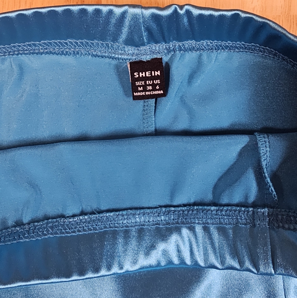 Blue Metallic Skirt - Picture 5 of 7